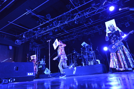 『LM.C LIVE TOUR 2013』