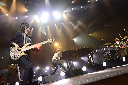 『凛として時雨 TOUR 2013“Dear Perfect”ONEMAN LIVE at 日本武道館 ～10th Tornado Anniversary～』