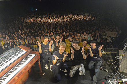 『WEAVER Special Live 2015 「Guess What!? We Have A Guest!! WEAVER × ゲスの極み乙女。」』
