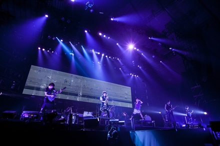 『UVERworld LIVE TOUR 2015 UVERworld 結成15周年&デビュー10周年記念LIVE』